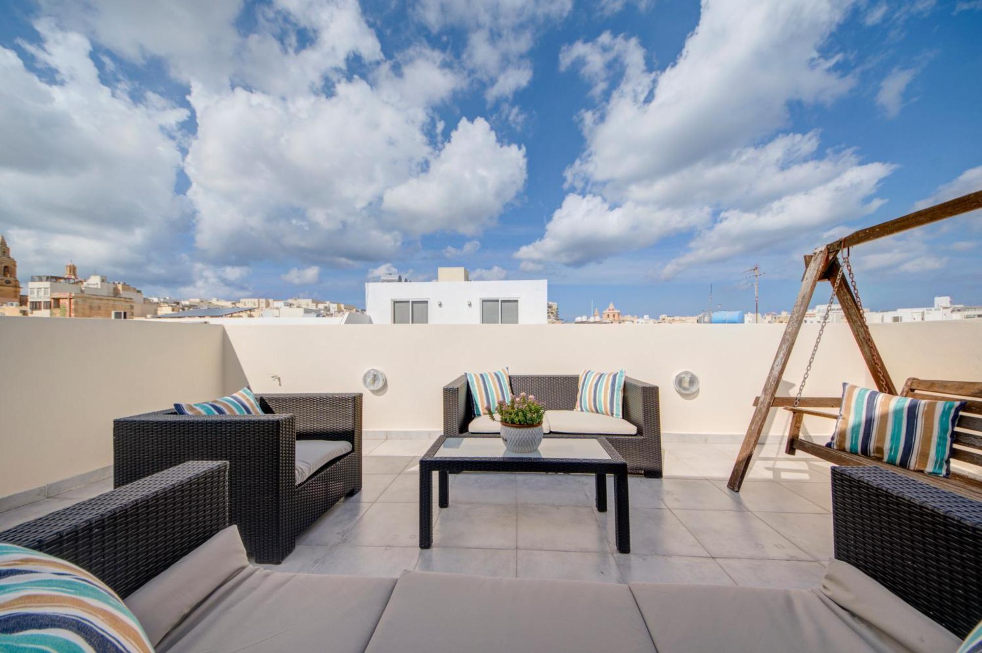 Sapphire Residences - Apartments & Penthouse In Central Sliema By Shortletsmalta Kültér fotó
